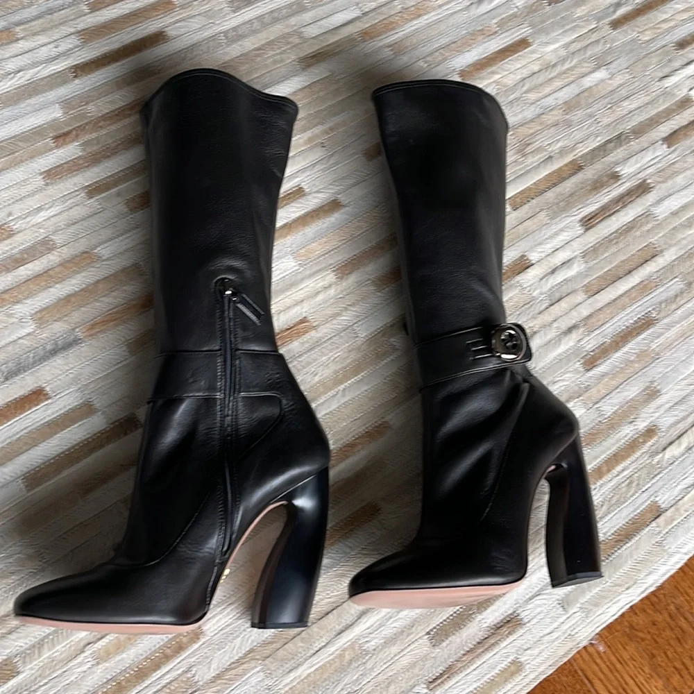 🔥 Prada boots 🔥 Special Edition - Picture 3 of 5
